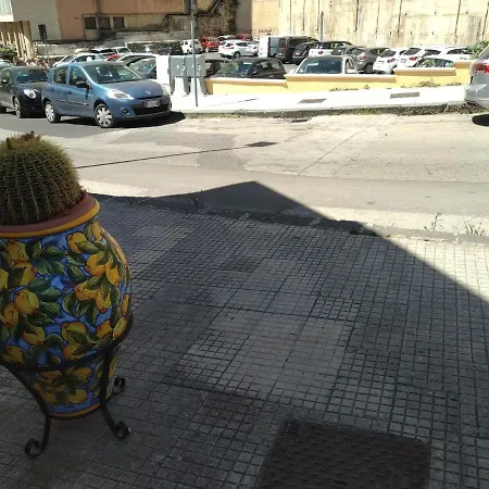 Artemide Rent Bedrooms Guest house 4*