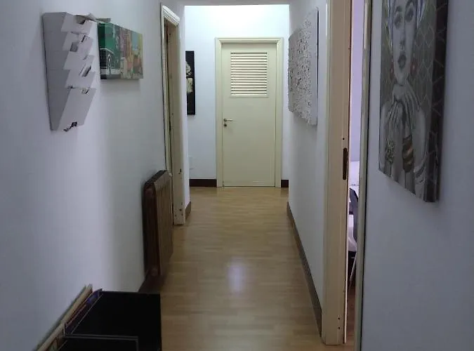 Artemide Rent Bedrooms בית הארחה