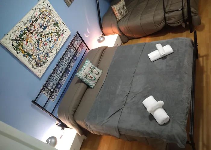 Artemide Rent Bedrooms בית הארחה