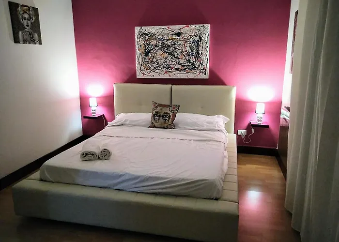 Artemide Rent Bedrooms בית הארחה 4*